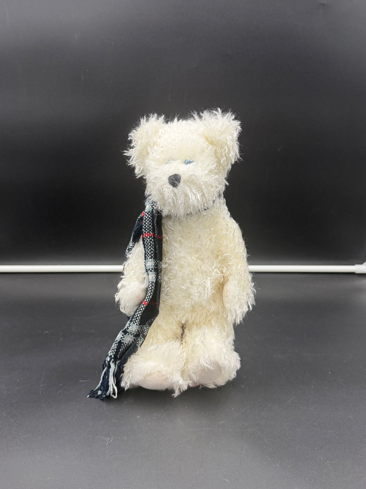Vintage 1999 Boyds Bears Anissa Whittlebear Plush 12" Jointed White Teddy Bear #912650