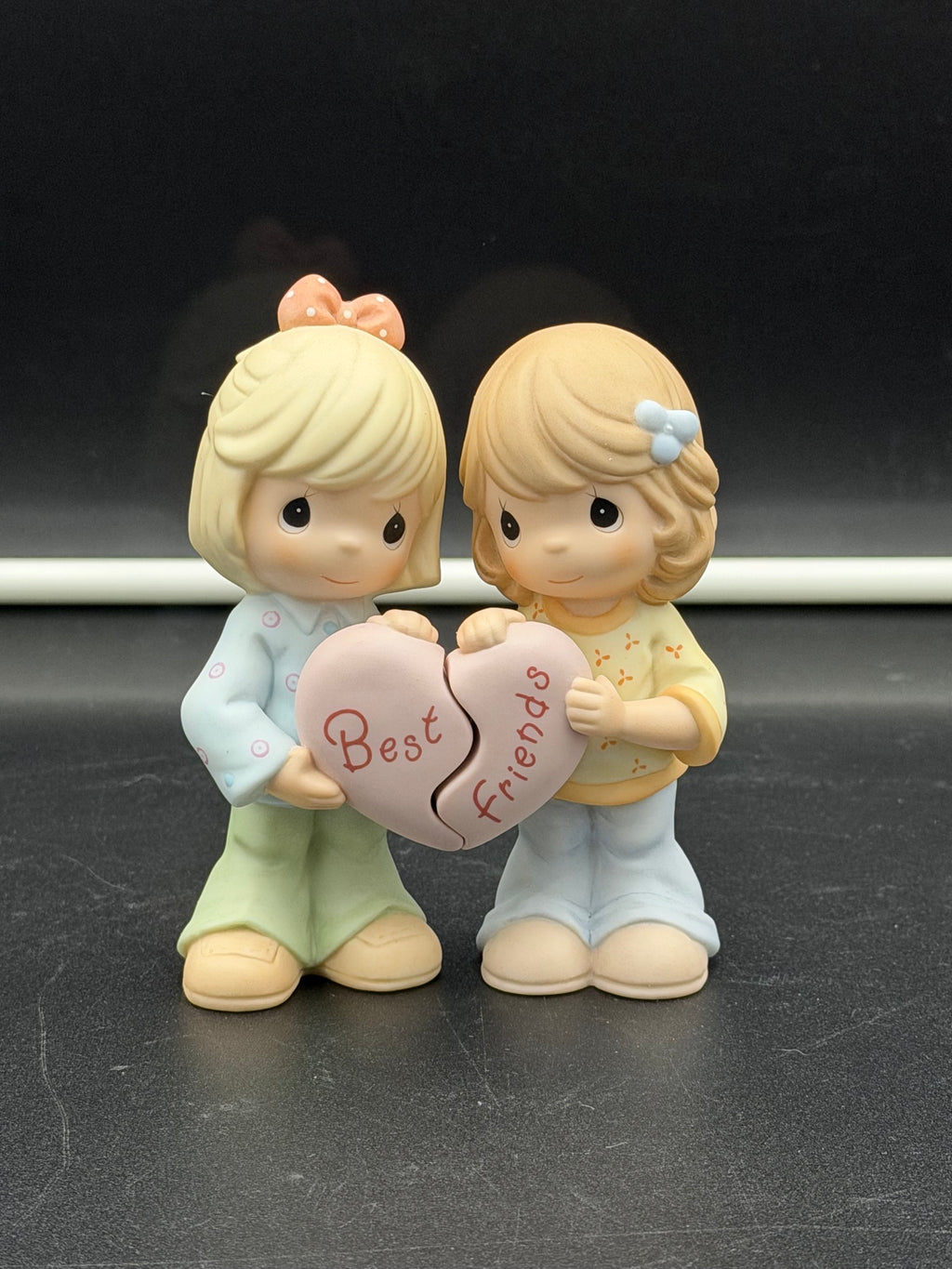 Vintage 2001 Precious Moments Best Friends Share The Same Heart 2-Piece Figurine Set #890987