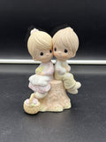 Vintage 1978 Precious Moments Love One Another Figurine #E-1376
