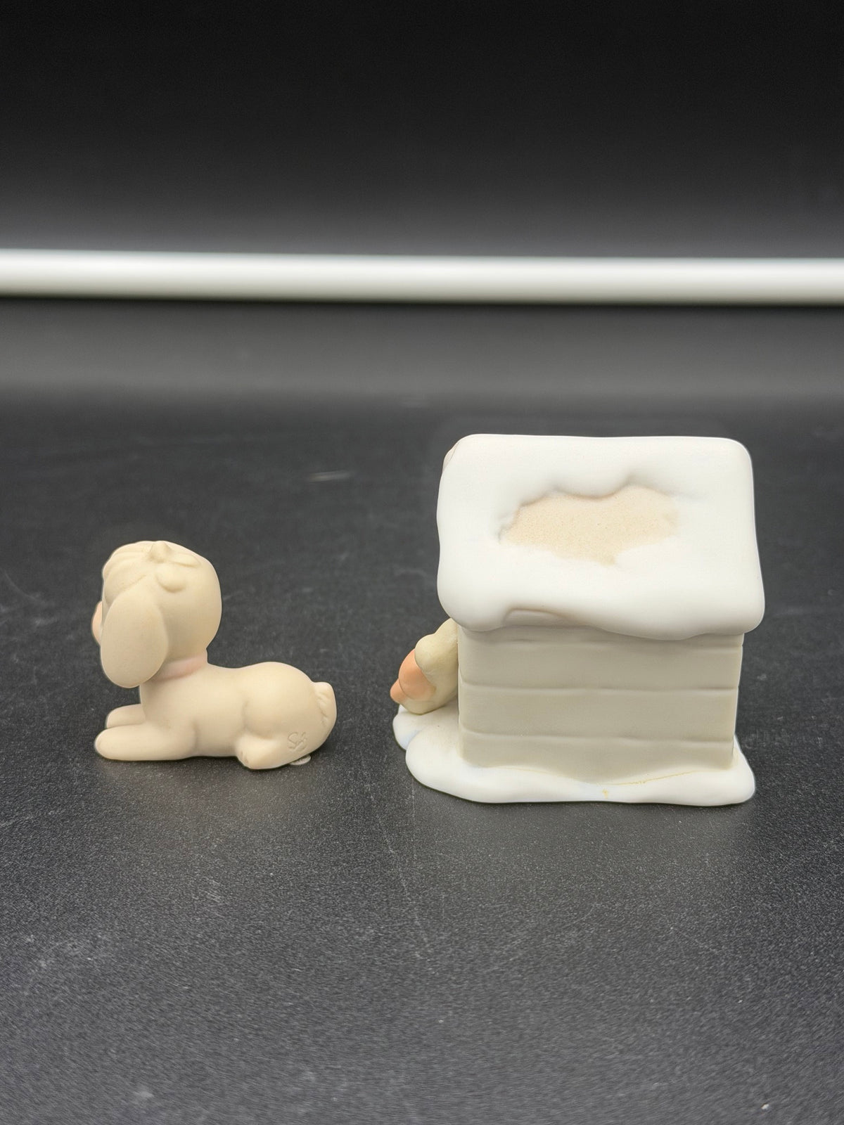 Vintage 1994 Precious Moments Sugar Town Sugar and Her Doghouse 2-Piece Figurine Set #533165