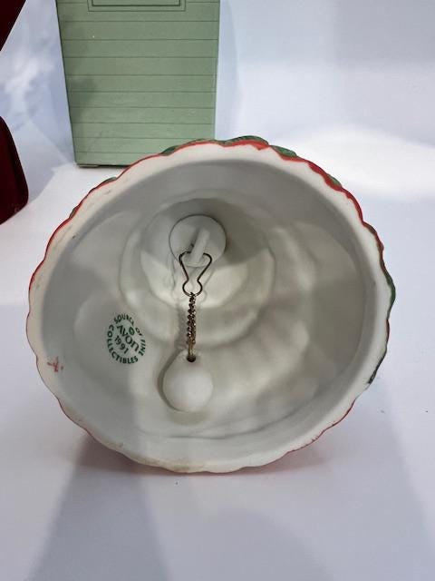 1991 "Garland of Greetings" Porcelain Christmas Bell by Avon