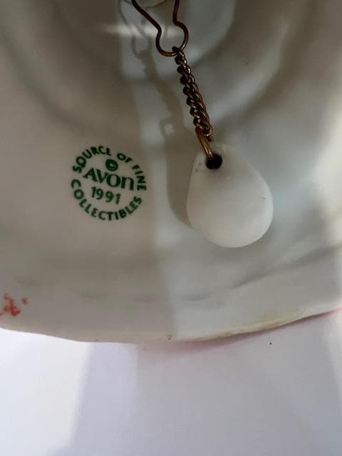 1991 "Garland of Greetings" Porcelain Christmas Bell by Avon
