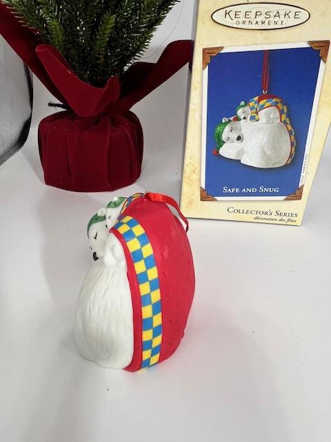 2002 Hallmark Keepsake Safe and Snug Collector's Series Ornament