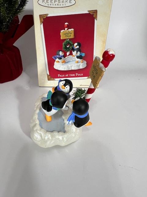 2003 Hallmark Keepsake Pals at the Pole Ornament